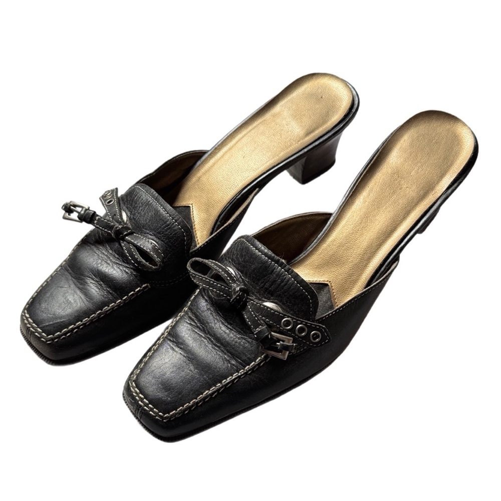 Stylish Black Leather Women's Mules